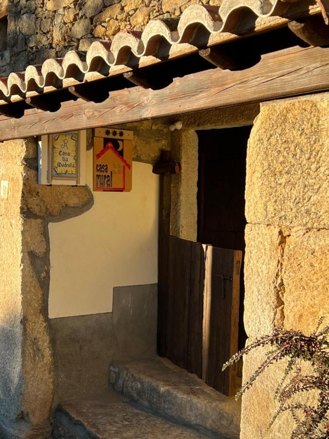Casa Tia Modesta Es Una Calida Y Acogedora Casa Cabezas Bajas Buitenkant foto
