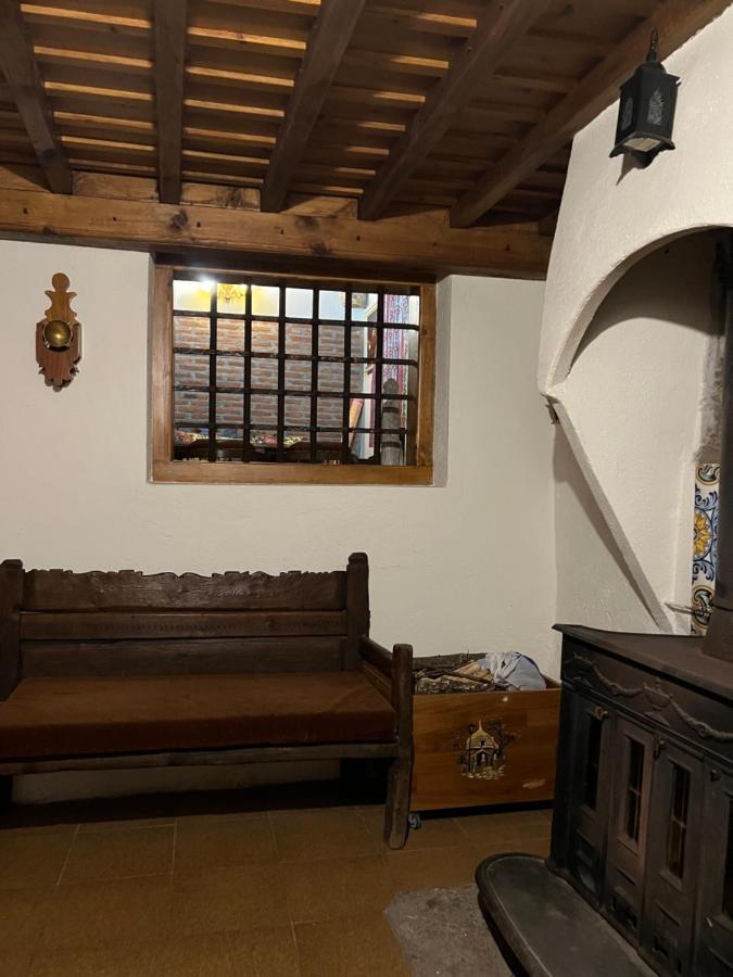 Casa Tia Modesta Es Una Calida Y Acogedora Casa Cabezas Bajas Buitenkant foto
