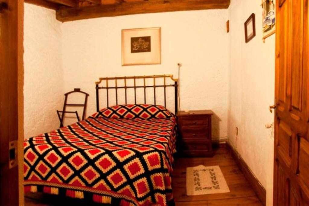 Casa Tia Modesta Es Una Calida Y Acogedora Casa Cabezas Bajas Buitenkant foto